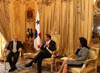Presidente Varela recibe cartas credenciales de 12 embajadores