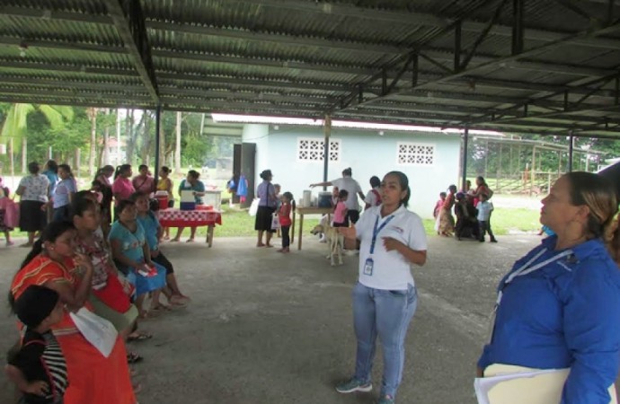 MIDES impulsa programas sociales en Provincia de Bocas del Toro
