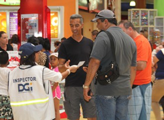 DGI inspeccionó centros comerciales durante el Black Friday
