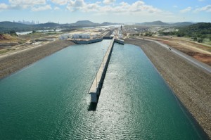 Canal Ampliado prevé realizar pruebas con buque fletado previas a la inauguración en abril 2016