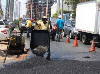 330 toneladas de asfalto caliente fueron colocadas en Parque Lefevre y Panamá Viejo ésta semana