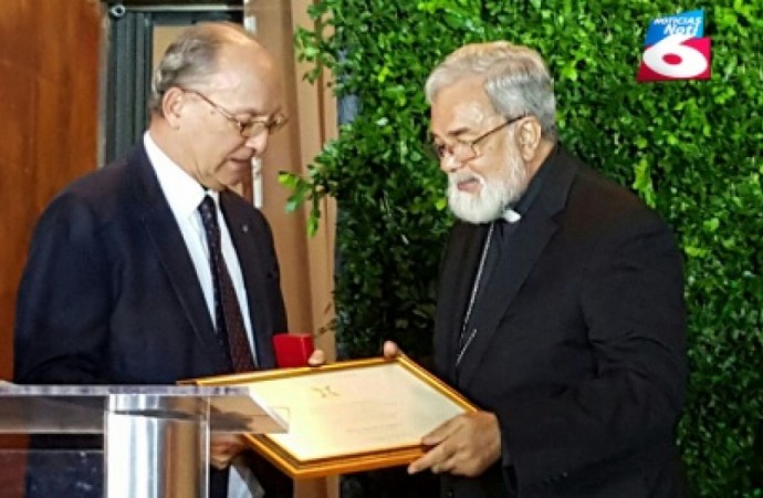 Italia reconoce destacada labor de Monseñor Rómulo Emiliani