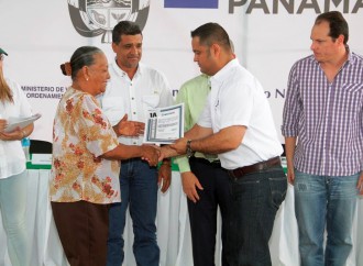 Más de 3,500 familias se beneficiarán con legalización de lotes en Panamá Este