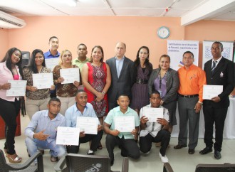 Minseg y empresas privadas a favor de firmar convenios para contratar jóvenes de Barrios Seguros