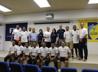 Entrenadores y Jugadores culminan curso CONCACAF de fútbol playa
