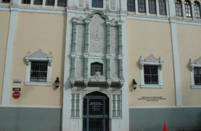 Gobierno de Panamá reafirma su compromiso con las reformas para fortalecer la transparencia en sus servicios legales ( English Version)