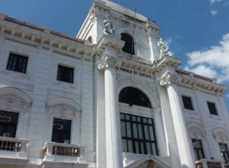 Entregan Orden de Proceder para restauración del Palacio Municipal