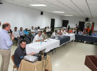 Ministro Aguilera y comerciantes de Chiriquí trabajan en estrategias de seguridad pública