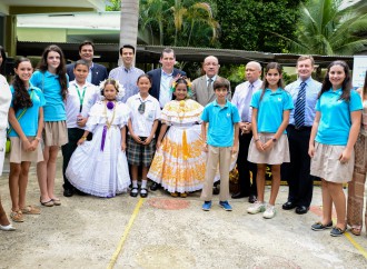 El MET contribuye con la educación panameña mediante el programa Mi Escuela Primero