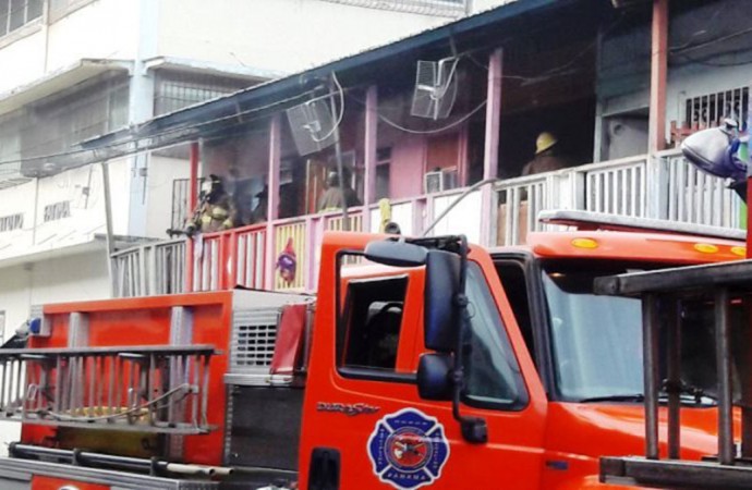 Miviot realizó informe social a damnificados del incendio en Barraca Cholomar de El Chorrillo