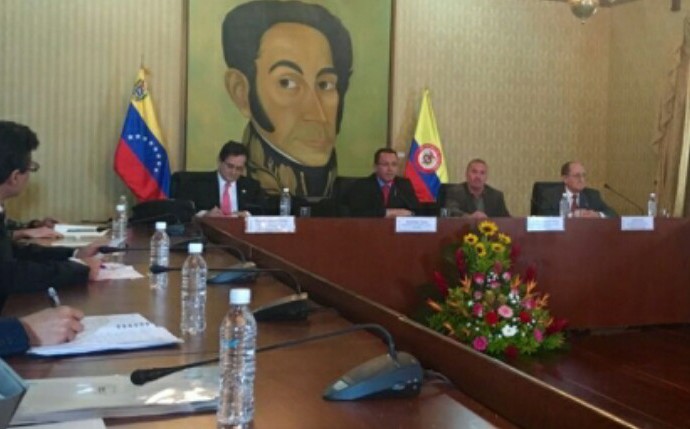 Colombia y Venezuela dan seguimiento a temas de salud, transporte y comercio de la frontera común