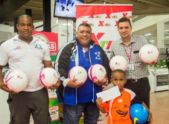 Supermercados Xtra entregó premios al “Niño con Más Valores” del campeonato Champions Kids San Miguelito 2016