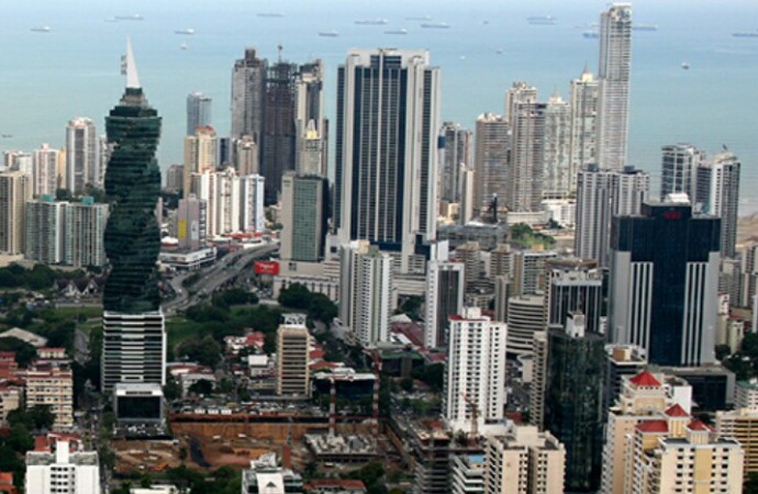 Alcaldía de Panamá anuncia aumento de tasa para permisos de construcción
