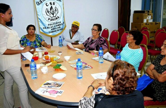 Pacientes que padecen diabetes participan en Taller de Nutrición en Arraiján