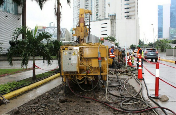 MOP avanza con trabajos de la línea de tubería pluvial en Punta Pacífica