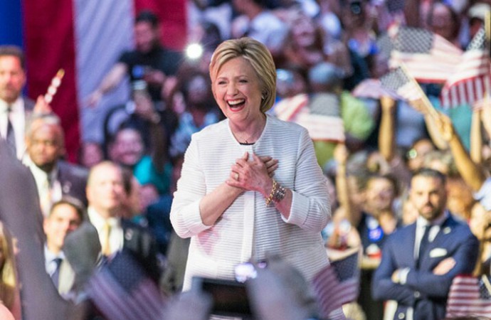 Encuestas favorecen a la candidata demócrata Hillary Clinton