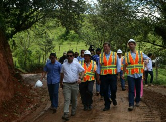 Gobierno inicia construcción de más 36 kilómetros de carretera en la comarca Ngäbe Buglé