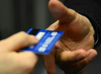 Uruguay reduce IVA sobre compras con tarjetas de débito a 18 %, la tasa más baja de los últimos 38 años
