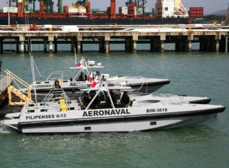 Presidente Varela entrega cuatro lanchas rápidas para combate del narcotráfico