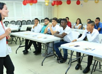 Programa Padrino Empresario abre oportunidad a jóvenes que se unirán a la empresa Franquicias Panameñas, S.A.