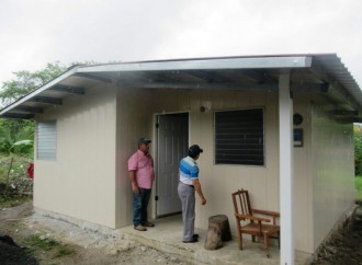 Techos de Esperanza beneficia a 25 familias santeñas de la comunidad de Los Botoncillos