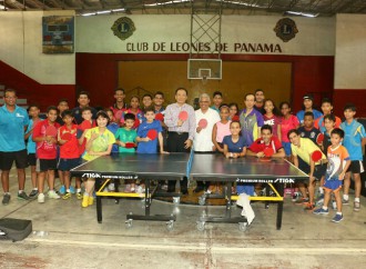 Avanza con éxito entrenamientos de Tenis de Mesa con experto taiwanés