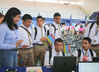 POVE continúa jornadas en tres colegios en Colón