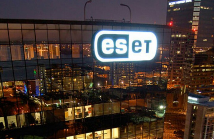 ESET advierte sobre una estafa relacionada a Adobe Flash Player en Google Play