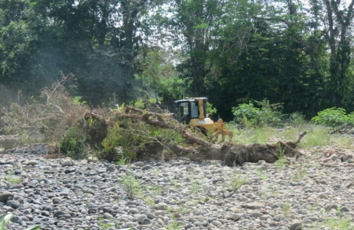 Autoridades canalizan río Jacú en Bugaba para contrarestar inundaciones