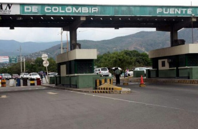 Mañana habrá jornada de regreso de vehículos represados en frontera colombo-venezolana