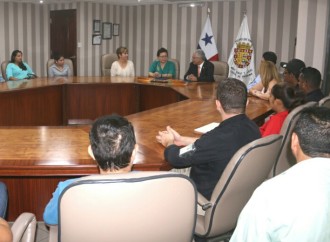 Municipio capitalino suscribe convenio con fundaciones a favor de los animales y mascotas