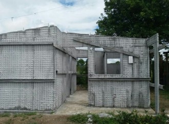 Miviot supervisa construcción de viviendas de Techos de Esperanza en Darién
