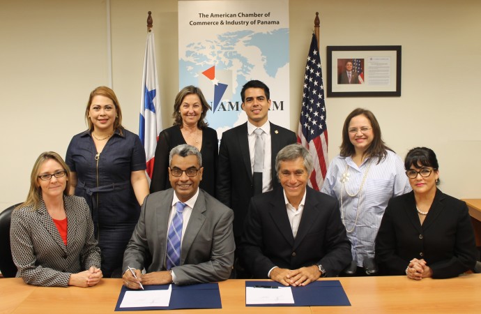 AmCham firma Alianza Estratégica con Visit USA Panamá