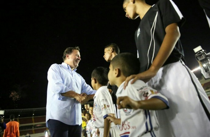 Varela inaugura Copa Presidente de Fútbol y destaca inversión de 280 millones de balboas en materia deportiva