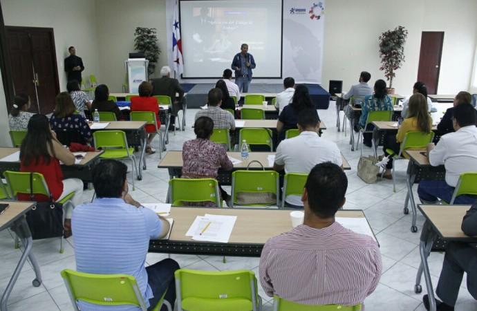 Empresarios panameños de las MIPYMES participan en jorrnadas de capacitación