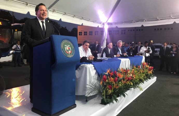 Presidente Varela anuncia rebaja del pasaje en ambos corredores y otras medidas del Plan de Movilidad Urbana