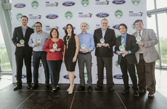 Ford premia a ganadores de su programa Donativos Ambientales y Gira Ford Impulsando Sueños