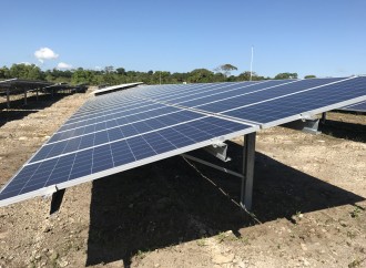 Fundación Trenco dona un sistema de energía solar al Biomuseo