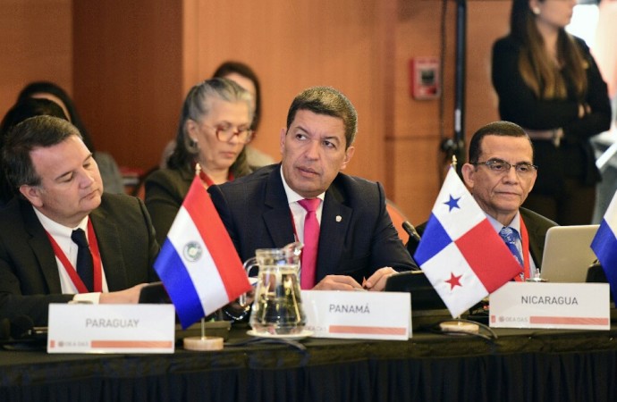 Panamá resalta la necesidad de combatir la corrupción en Reunión de Cumbres en Perú