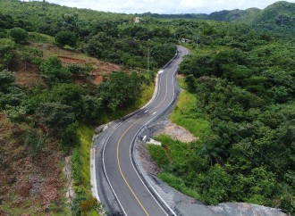 Productores agropecuarios, indígenas y campesinos se benefician con entrega de nueva carretera El Peñón-Cerro Plata