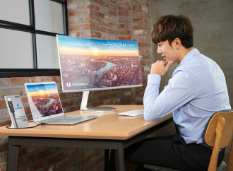 Samsung presenta el primer monitor curvo QLED Thunderbolt 3 en el CES 2018