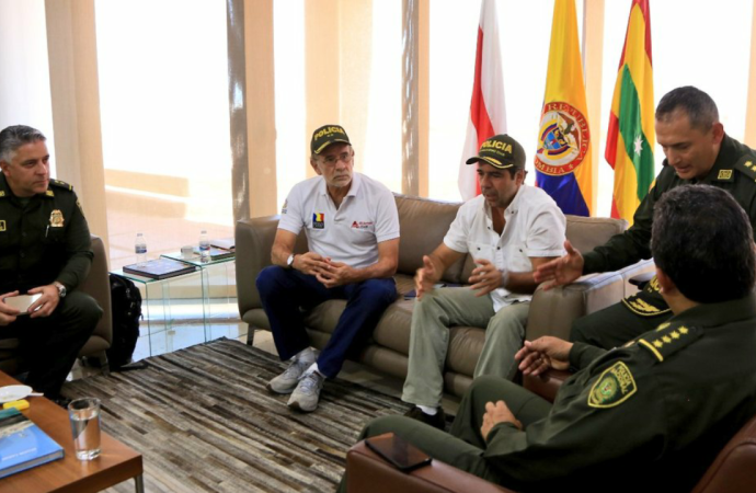 Presidente Santos condenó atentado contra estación de Policía en Barranquilla