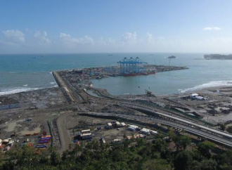 Costa Rica fortalece actividad portuaria con megagrúas de la Terminal de Contenedores de Moín