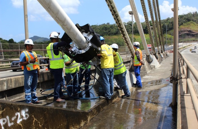 Inspección nivel III al puente Centenario llega a su etapa final