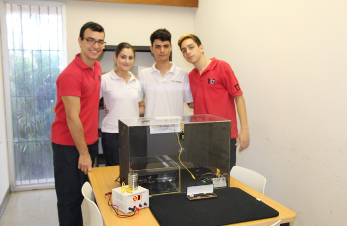 La SENACYT realizó la Final de la Competencia del Torneo de Física «Caja de Seguridad»