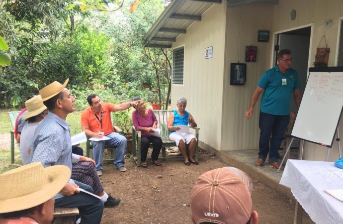 MIDA capacita a productores de Los Santos sobre manejo agroecológico del café
