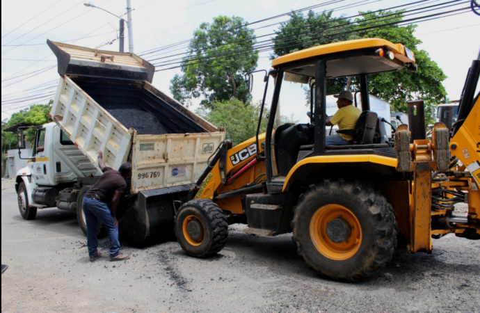 MOP de Panamá Centro ha utilizado mil 27 toneladas de asfalto en el programa de Verano 2018