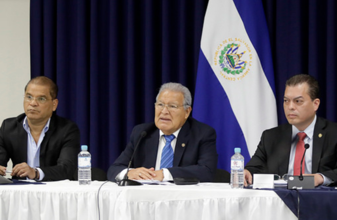El Salvador analiza Plan de Acción para realizar mejoras en la economía y seguridad
