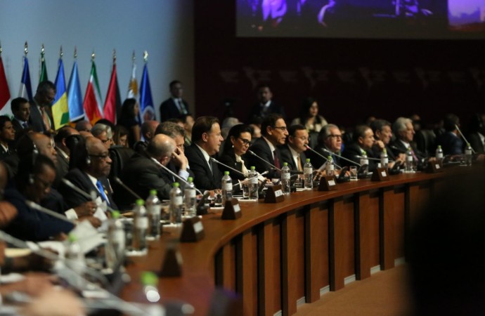 Panamá acoge el “Compromiso de Lima” para combatir la corrupción