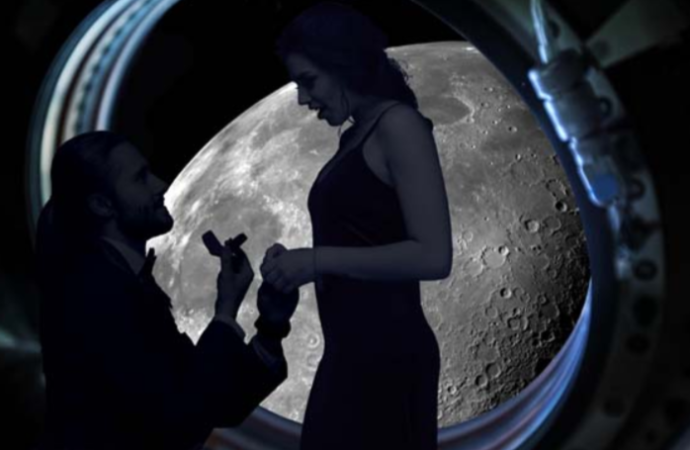 Una propuesta de matrimonio alrededor de la Luna por 145 millones de dollars